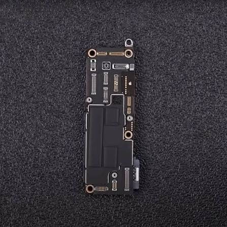 Sửa main iPhone 16 Pro Max